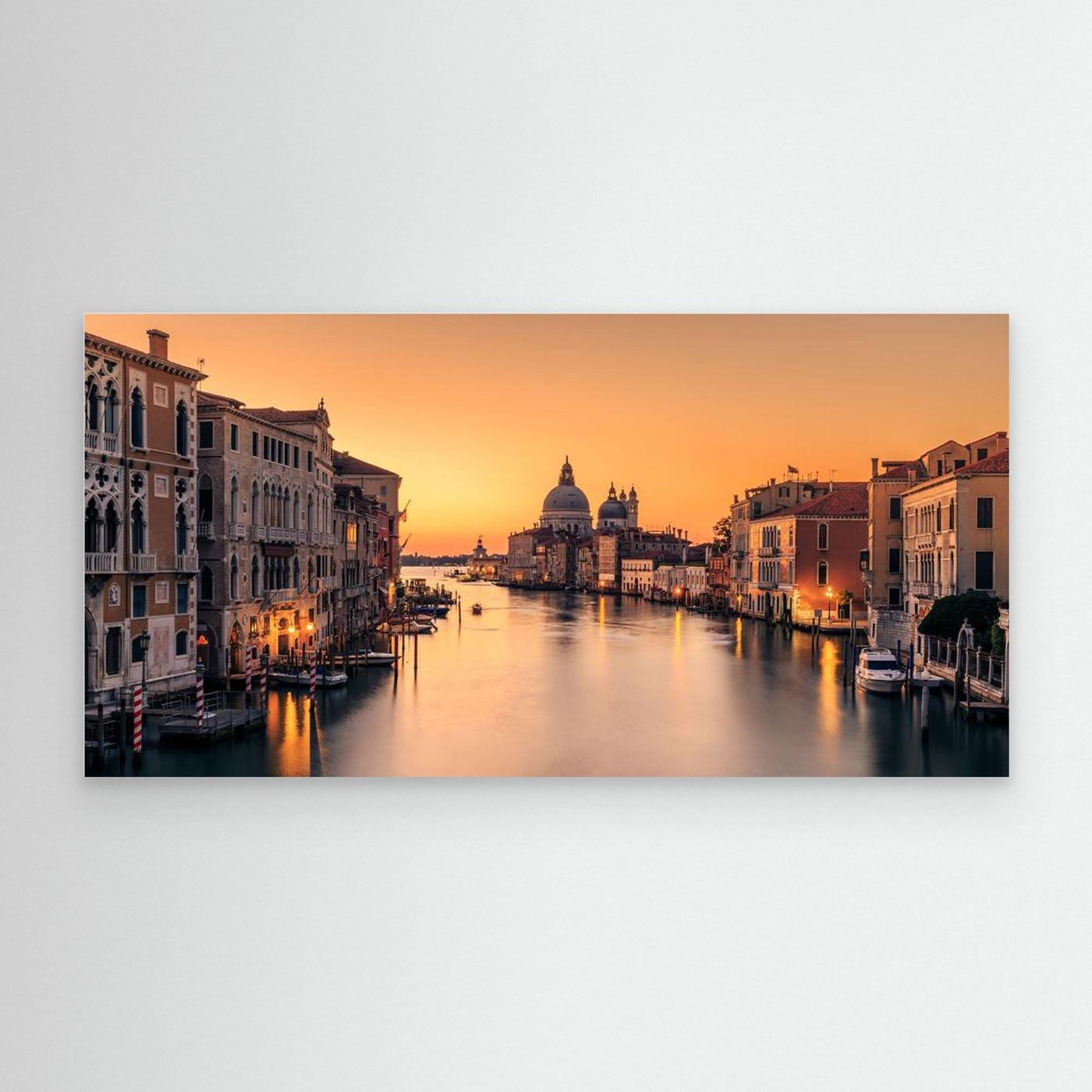 Dawn on Venice by Eric Zhang